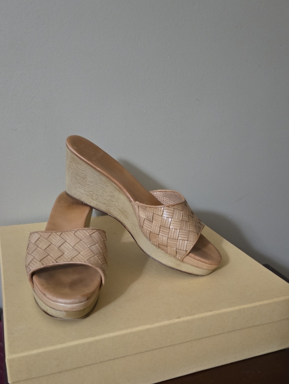 Cole Haan Women’s Woven Tan Wedge Slide Sandals Size 9B